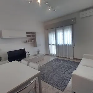 Cerviafrontemare Appartamento Cervia
