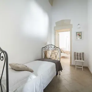 https://nuvole-barocche-bb.lecce-hotels.com