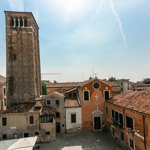 https://ca-san-giacomo.hotelslidodijesolo.com
